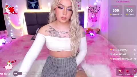 dannia_13 online show from August 1, 4:13 pm