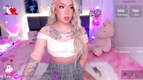 dannia_13 online show from August 7, 12:10 am