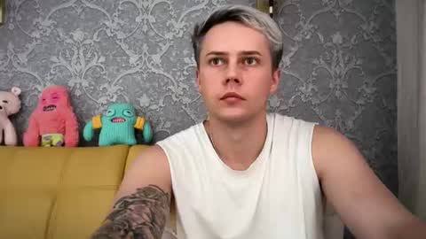 danny online show from August 4, 12:35 pm