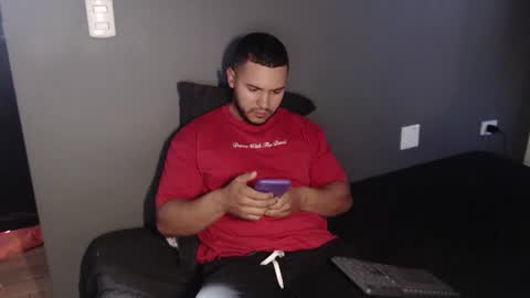 dantebrown1 online show from July 16, 1:01 pm