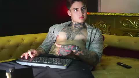 Dante coppola online show from August 12, 2:14 am