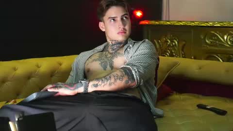 Dante coppola online show from August 12, 3:20 am