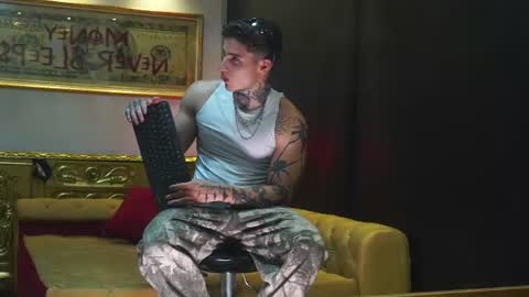 Dante coppola online show from August 13, 2:25 am