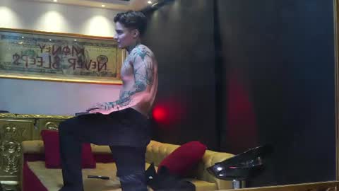 Dante coppola online show from August 14, 3:21 am