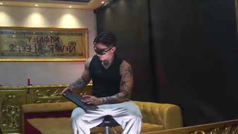Dante coppola online show from August 15, 12:47 am