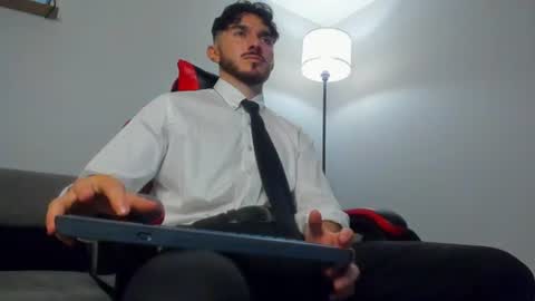 dantee_blake online show from August 11, 8:00 pm