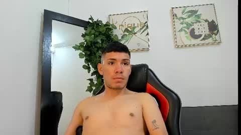 Dante Rivas online show from June 22, 11:16 pm
