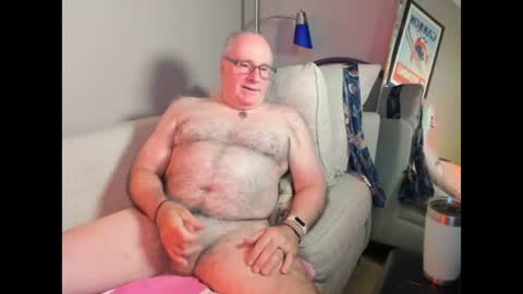 Mark online show from August 4, 7:27 am