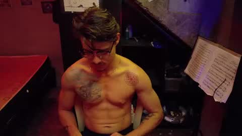 dany_kyng online show from August 7, 9:59 pm