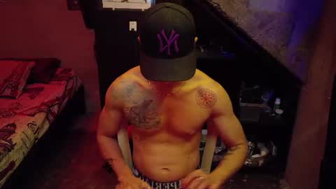 dany_kyng online show from August 13, 10:57 pm