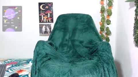 dany_milk online show from August 14, 4:38 am