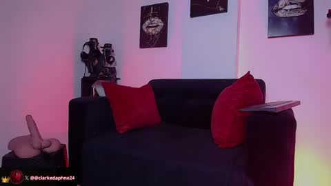 daphne_clarke online show from July 14, 11:02 am