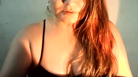 dapnne online show from August 5, 6:50 pm