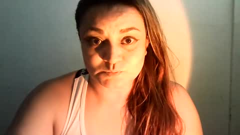 dapnne online show from August 12, 6:43 pm