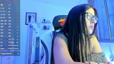 DARA  Please remember follow me and rate me thumbs up online show from May 31, 9:17 pm