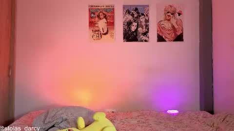 darcy_and_stolas online show from July 31, 3:29 pm
