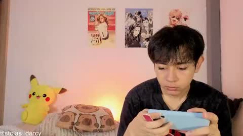 darcy_and_stolas online show from August 9, 1:23 pm