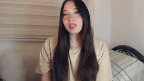 Darcy online show from August 6, 4:39 pm