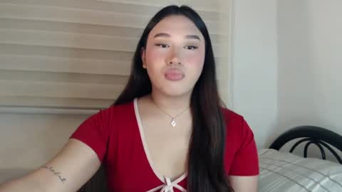 Darcy online show from August 8, 9:15 pm