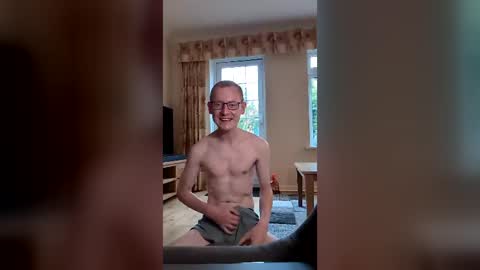 Olly online show from June 25, 6:33 pm