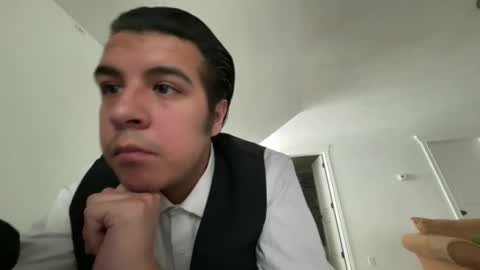 darekfavor12 online show from August 30, 6:52 pm