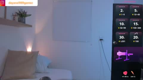 D A  R I A online show from August 12, 7:27 pm