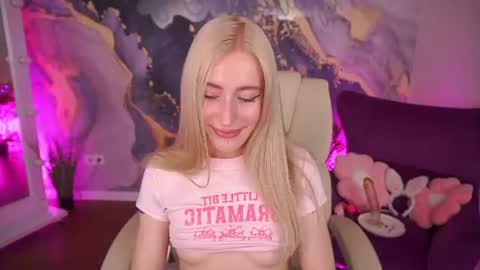 dariadelly online show from August 1, 5:52 pm