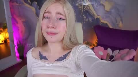 dariadelly online show from August 2, 10:22 am