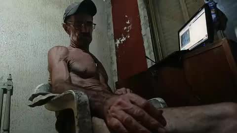 dario48 online show from March 3, 4:42 am