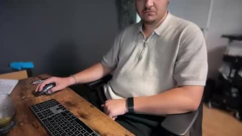 darius_ger online show from September 2, 1:24 pm