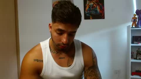 Darius Phoenix  online show from July 26, 10:15 pm