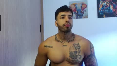 Darius Phoenix  online show from July 31, 5:18 pm