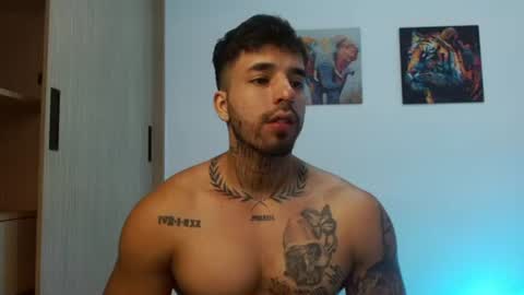 Darius Phoenix  online show from August 13, 5:05 pm