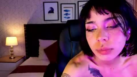 Dark online show from August 14, 5:16 pm