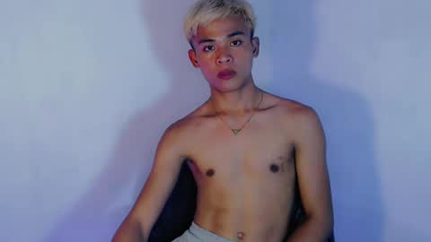 dark_babe online show from August 7, 11:10 am