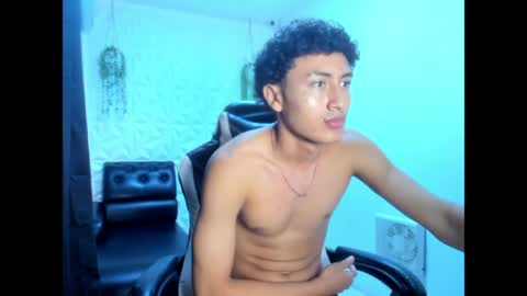 dark_badboy online show from May 9, 11:40 pm