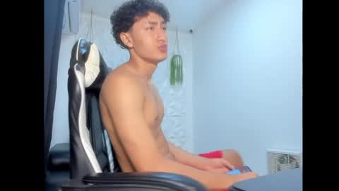 dark_badboy online show from May 10, 7:27 pm