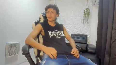 dark_badboy online show from May 11, 7:27 pm