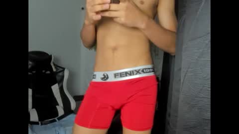 dark_badboy online show from May 15, 11:05 pm