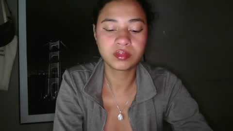 dark_enchantress_ online show from July 29, 2:18 am