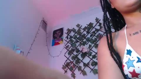 dark_flama online show from July 24, 2:03 am