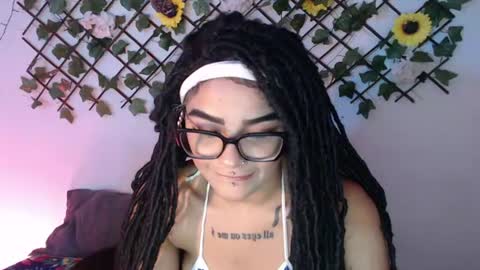 dark_flama online show from July 24, 6:27 am