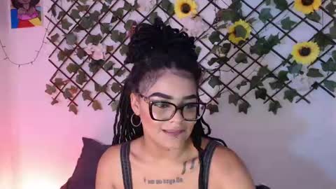 dark_flama online show from July 25, 4:27 am
