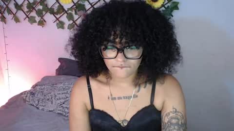 dark_flama online show from August 2, 5:36 am