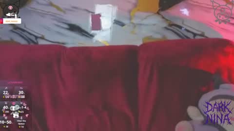 dark_nina__ online show from August 14, 5:22 am