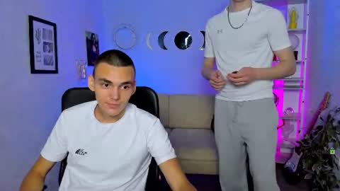 Dark online show from August 6, 2:16 pm