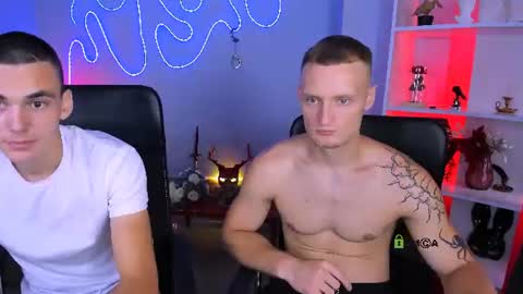 Dark online show from August 8, 11:21 am