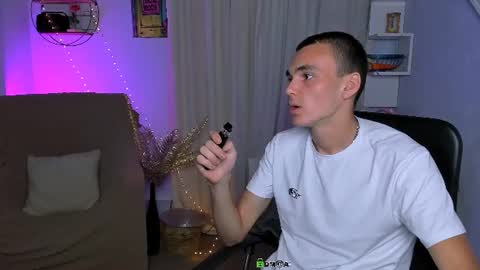 Dark online show from August 17, 5:51 pm
