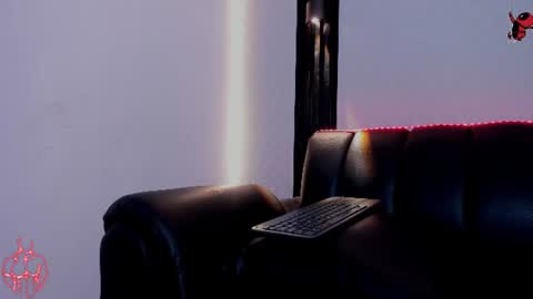 dark_valentino online show from August 11, 5:04 pm