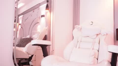 Angel Darcy  online show from July 24, 12:46 am